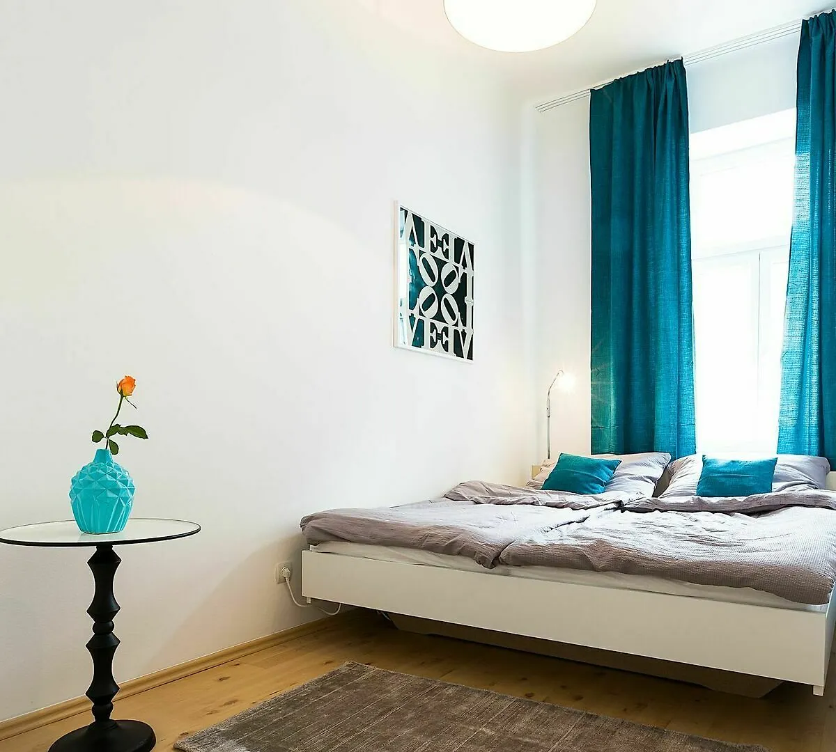 Holiday & Business Apartments 1140 Vienna